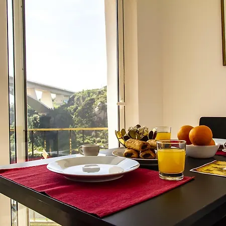 Royal Suites Riverview By Homing Apartment *
