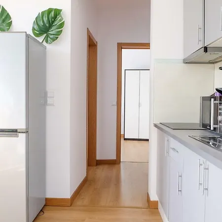 Royal Suites Riverview By Homing