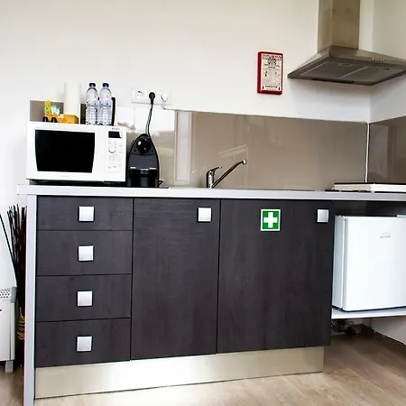 Royal Suites Riverview By Homing *