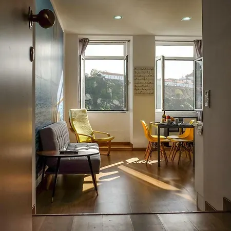 Royal Suites Riverview By Homing *